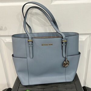 Michael Kors handbag.  Carried maybe twice. Great condition.